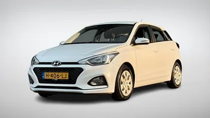 Wit Gebruikt 2020 Hyundai i20 Comfort Hatchback | € 14.489 (Eerlijke prijs)