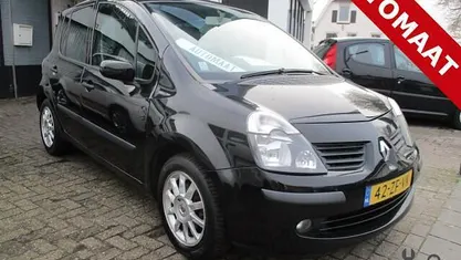 Occasion Renault Modus 111 PK (81 kW) 2008 Zwart (metallic) MPV