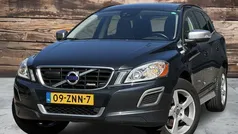 Grijs Gebruikt 2013 Volvo XC60 R-Design SUV | € 17.950 (Eerlijke prijs)