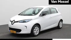 Blanc glacier 369 Gebruikt 2019 Renault Zoe Life Hatchback | € 9.930 (Eerlijke prijs)
