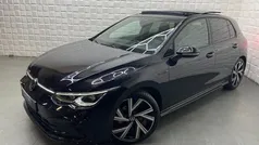 Gebruikt 2023 VW Golf VIII R-line Hatchback | € 33.999 (Eerlijke prijs)