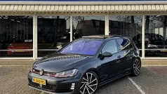 Zwart Gebruikt 2016 VW Golf VII GTI Hatchback | € 18.499 (Eerlijke prijs)