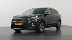 Zwart Gebruikt 2022 Kia Niro SUV | € 27.830 (Eerlijke prijs)