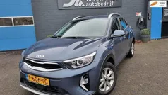 Blauw Gebruikt 2022 Kia Stonic SUV | € 16.650 (Eerlijke prijs)