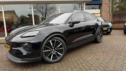 Occasion Porsche Macan 330 kW (449 PK) 2024 Zwart SUV