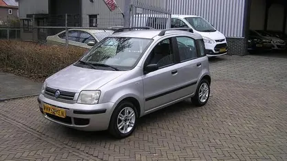 Gebruikt 2005 Fiat Panda Emotion Hatchback | € 1.550 (Goede deal)