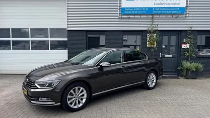 Occasion VW Passat Highline 150 PK (110 kW) 2017 Bruin Sedan