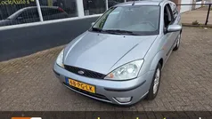Grijs Gebruikt 2004 Ford Focus Futura Hatchback | € 1.599 (Eerlijke prijs)