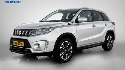 Grijs Occasion 2026 Suzuki Vitara Style SUV | € 22.945 (Super prijs)