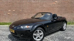 Brilliant black (zwart metallic) Gebruikt 2006 Mazda MX5 Cabriolet | € 10.445 (Eerlijke prijs)