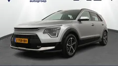 Grijs Gebruikt 2024 Kia Niro 2 SUV | € 34.950 (Eerlijke prijs)