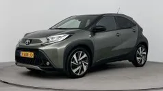 Groen Gebruikt 2023 Toyota Aygo Envy Hatchback | € 20.345 (Eerlijke prijs)