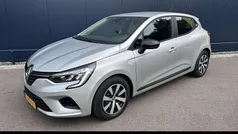 Grijs Gebruikt 2023 Renault Clio V Equilibre Hatchback | € 16.445 (Goede deal)