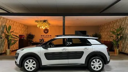 Occasion 2017 Citroën C4 Business Class SUV | € 8.990 (Eerlijke prijs)