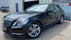 Zwart Gebruikt 2010 Mercedes E220 Avantgarde Sedan | € 7.950 (Goede deal)