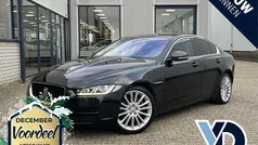 Zwart Gebruikt 2015 Jaguar XE Portfolio Sedan | € 16.945 (Super prijs)