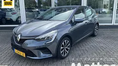 Gebruikt 2021 Renault Clio V Zen Hatchback | € 14.495 (Eerlijke prijs)