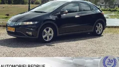 Zwart Gebruikt 2008 Honda Civic Comfort Hatchback | € 3.450 (Eerlijke prijs)