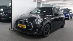 Zwart Gebruikt 2020 Mini Cooper Pepper Hatchback | € 15.950 (Super prijs)