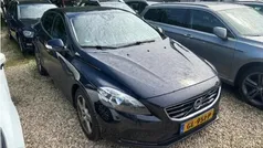 Blauw Gebruikt 2015 Volvo V40 Business Edition Stationwagen | € 5.950 (Eerlijke prijs)