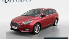 Rood Gebruikt 2017 Ford Focus Titanium Stationwagen | € 11.945 (Eerlijke prijs)