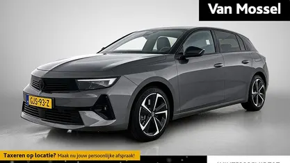 Grijs Gebruikt 2024 Opel Astra Hatchback | € 27.940 (Super prijs)