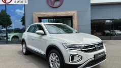 Gebruikt 2024 VW T-Roc Style SUV | € 33.445 (Eerlijke prijs)
