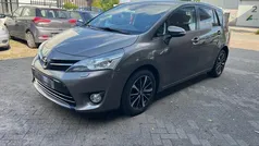 Bruin Gebruikt 2017 Toyota Verso Executive MPV | € 17.950 (Goede deal)