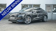 Zwart Gebruikt 2022 Audi e-tron Advanced SUV | € 34.950 (Eerlijke prijs)