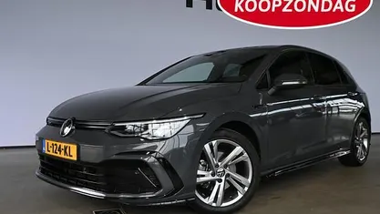 Occasion 2020 VW Golf VIII R-line Hatchback | € 21.940 (Eerlijke prijs)