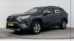 Grijs Gebruikt 2023 Toyota RAV4 Hybrid SUV | € 41.900 (Super prijs)
