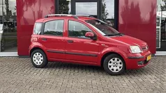Rood Gebruikt 2011 Fiat Panda Hatchback | € 3.745 (Eerlijke prijs)