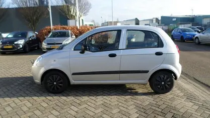 Grijs (metallic) Occasion 2009 Chevrolet Matiz Hatchback | € 1.100 (Eerlijke prijs)