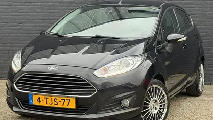 Zwart Occasion 2014 Ford Fiesta Titanium Hatchback | € 6.945 (Eerlijke prijs)