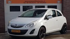 Wit Gebruikt 2013 Opel Corsa Edition Hatchback | € 1.995 (Eerlijke prijs)