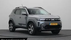 Gebruikt 2025 Dacia Duster Journey SUV | € 36.525 (Eerlijke prijs)