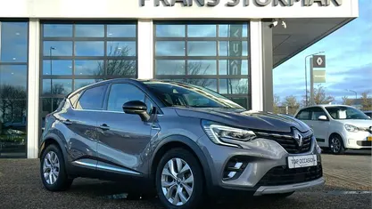 Occasion Renault Captur Intens 93 PK (68 kW) 2021 Blauw metallic SUV