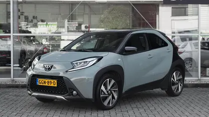Groen Occasion 2024 Toyota Aygo X Envy SUV | € 22.549 (Eerlijke prijs)