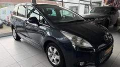 Grijs Gebruikt 2012 Peugeot 5008 Active MPV | € 3.650 (Eerlijke prijs)