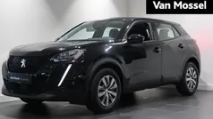 Zwart Gebruikt 2022 Peugeot 2008 Active SUV | € 17.940 (Eerlijke prijs)