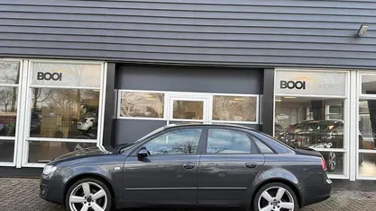 Grijs Occasion 2010 Seat Exeo Reference Sedan | € 3.250 (Eerlijke prijs)