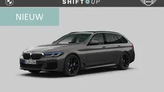 Grijs Gebruikt 2021 BMW 540 M Sport Stationwagen | € 56.940 (Eerlijke prijs)