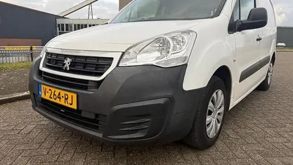 Occasion Peugeot Partner Premium 99 PK (72 kW) 2018 MPV