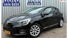 Zwart, metallic lak Gebruikt 2019 Renault Clio IV Zen Hatchback | € 10.950 (Eerlijke prijs)