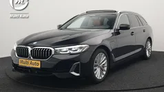 Zwart Gebruikt 2022 BMW 530e Luxury Line Stationwagen | € 38.640 (Super prijs)