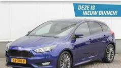 Blauw, metallic lak Gebruikt 2018 Ford Focus ST-Line Hatchback | € 10.950 (Goede deal)