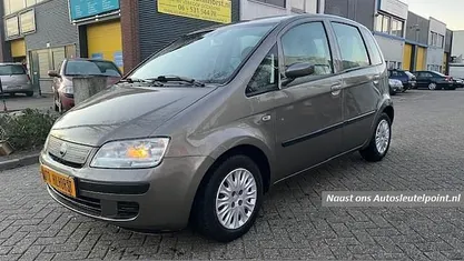 Grijs Gebruikt 2006 Fiat Idea MPV | € 1.950 (Eerlijke prijs)