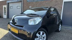 Zwart Gebruikt 2009 Toyota iQ Comfort Hatchback | € 3.795 (Goede deal)