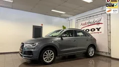 Grijs, metallic lak Gebruikt 2018 Audi Q3 S-Line SUV | € 19.975 (Super prijs)