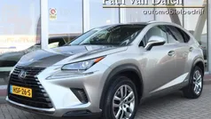 Grijs Gebruikt 2020 Lexus NX300h Business Edition SUV | € 35.795 (Goede deal)